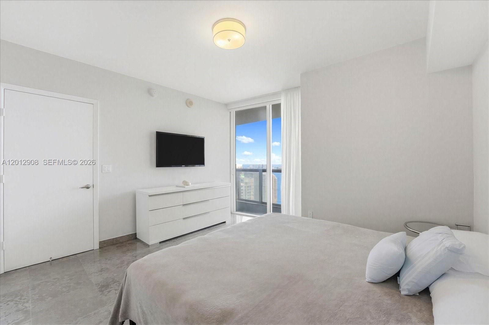 ICONBRICKELL CONDO NO 1 - Residential