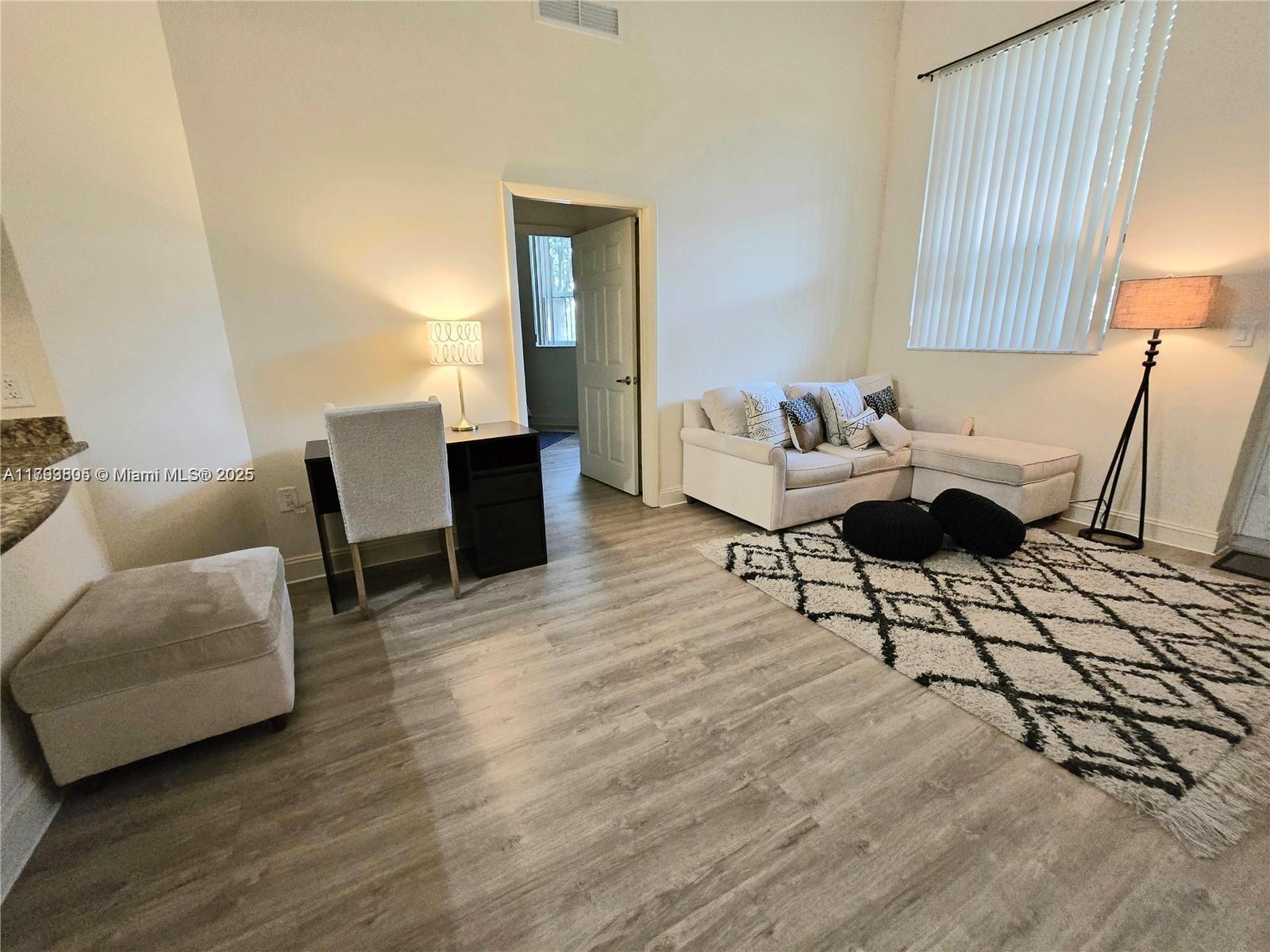 VERANDA CONDO - Residential