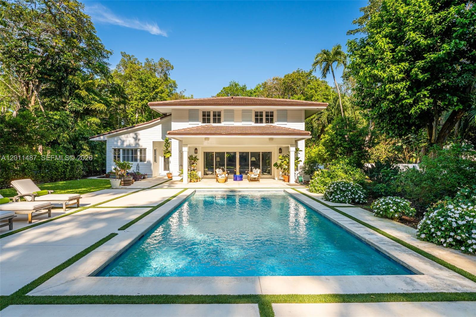 FRENCH ESTATES - Residential