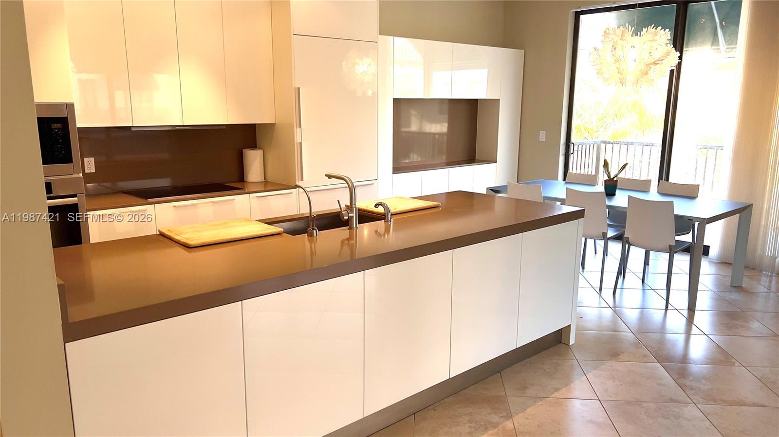 55 MERRICK CONDO - Residential Lease