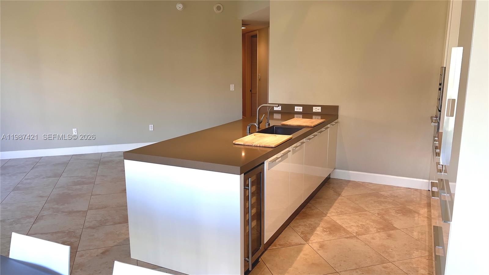 55 MERRICK CONDO - Residential Lease