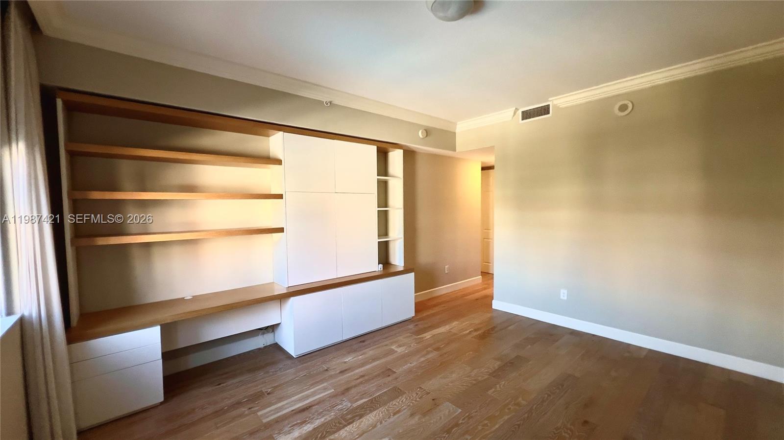 55 MERRICK CONDO - Residential Lease