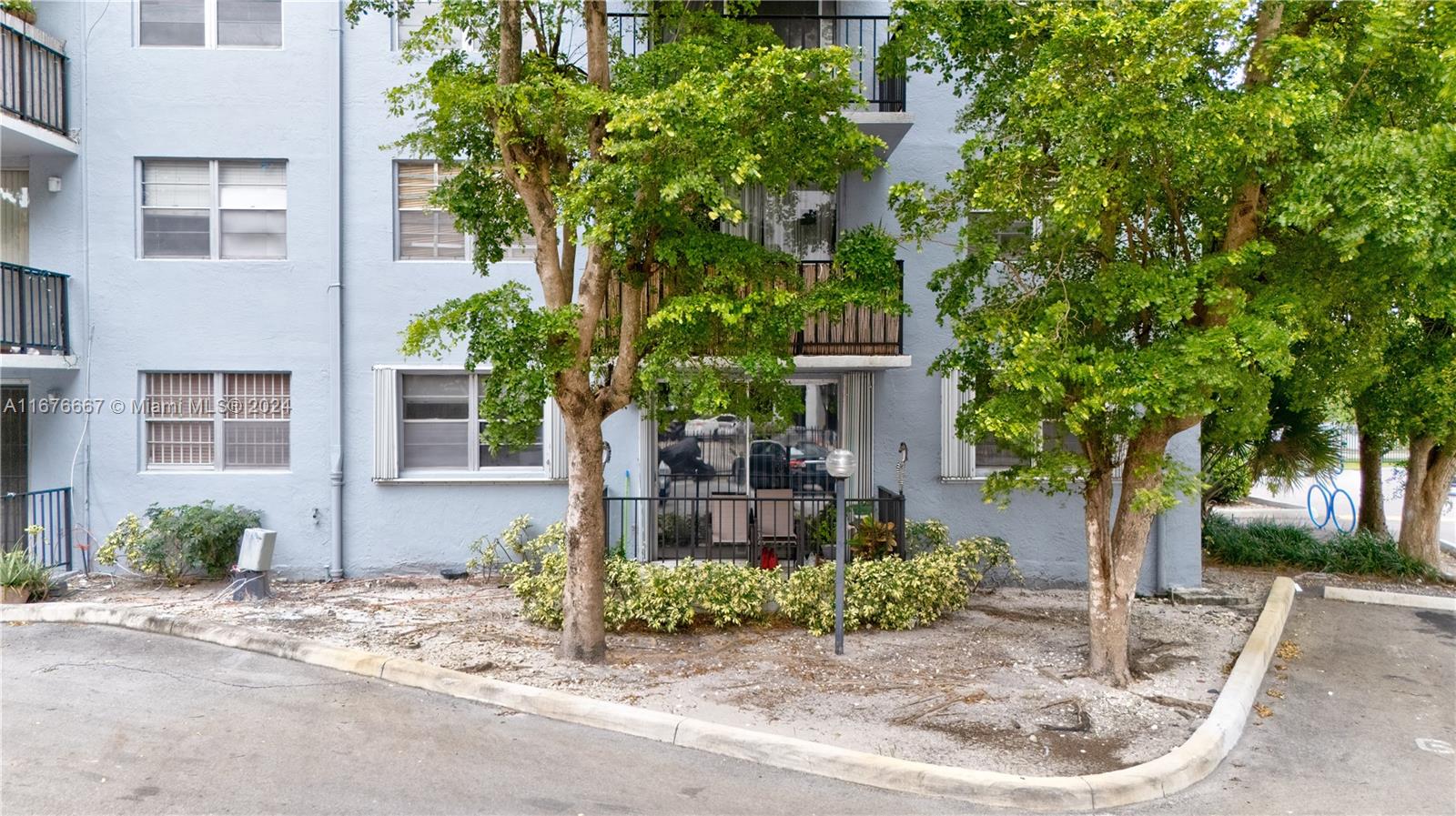 THREE HORIZONS EAST CONDO - Residential