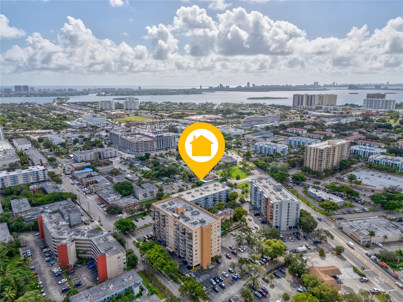 THREE HORIZONS EAST CONDO - Residential