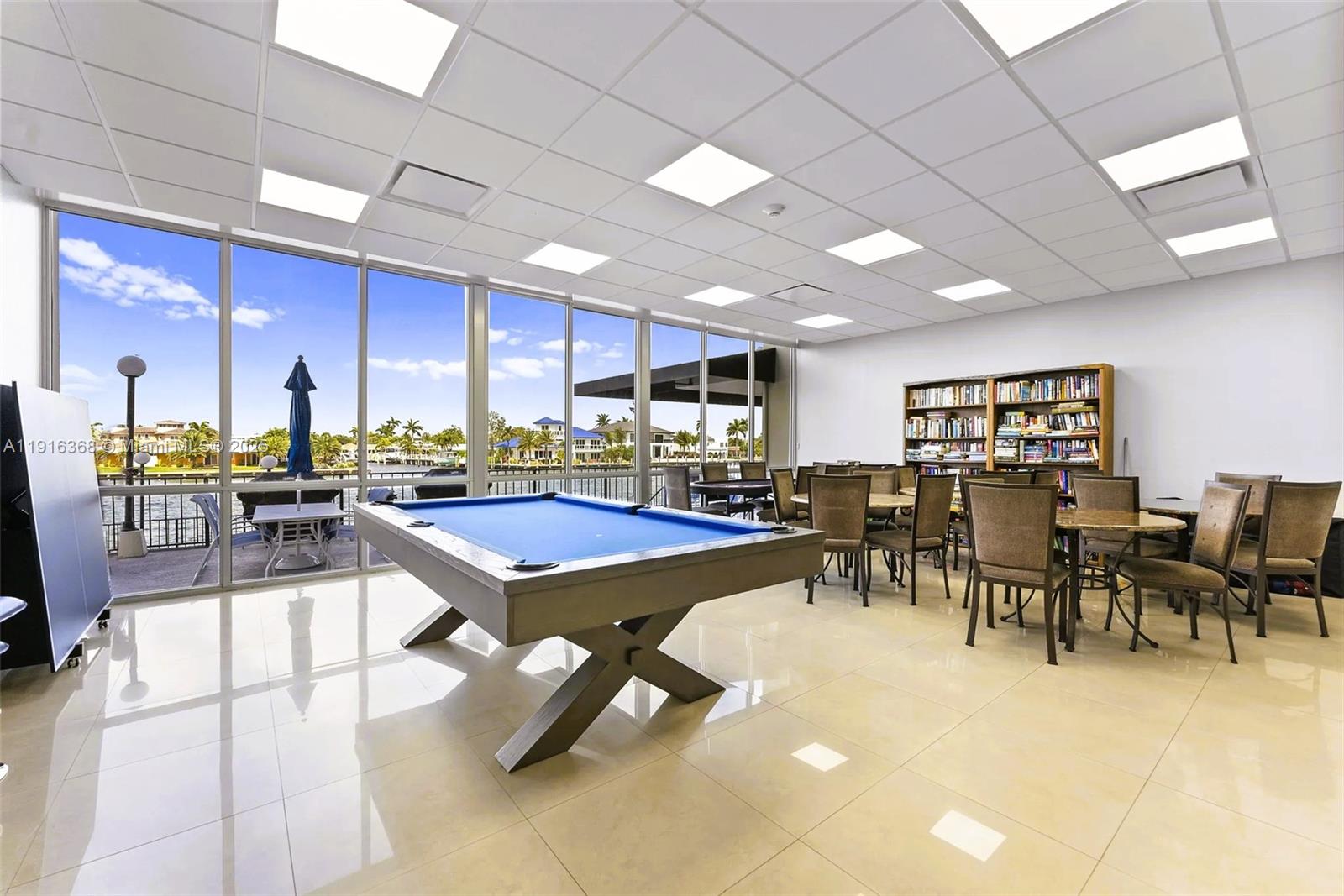 SILVER THATCH INTRACOASTA - Residential