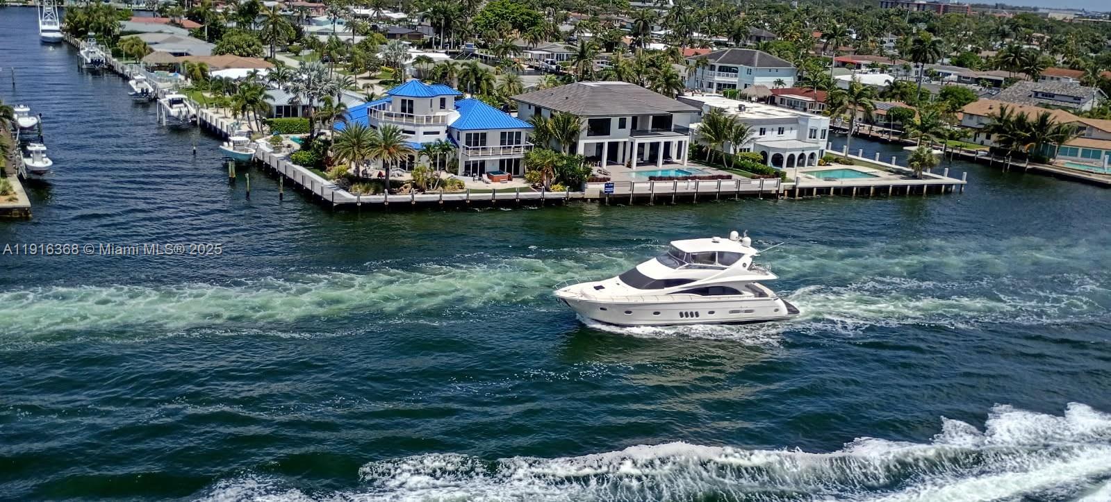 SILVER THATCH INTRACOASTA - Residential