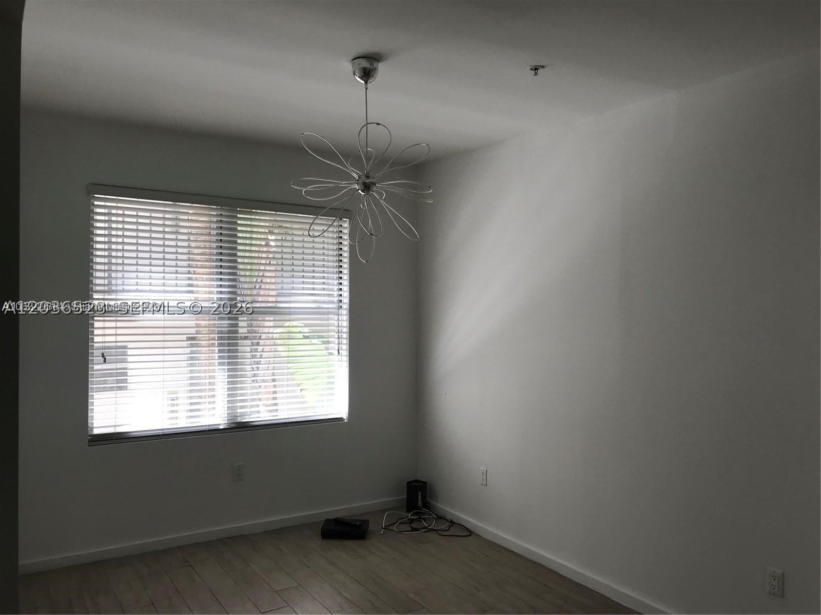 1611 Meridian Ave 202