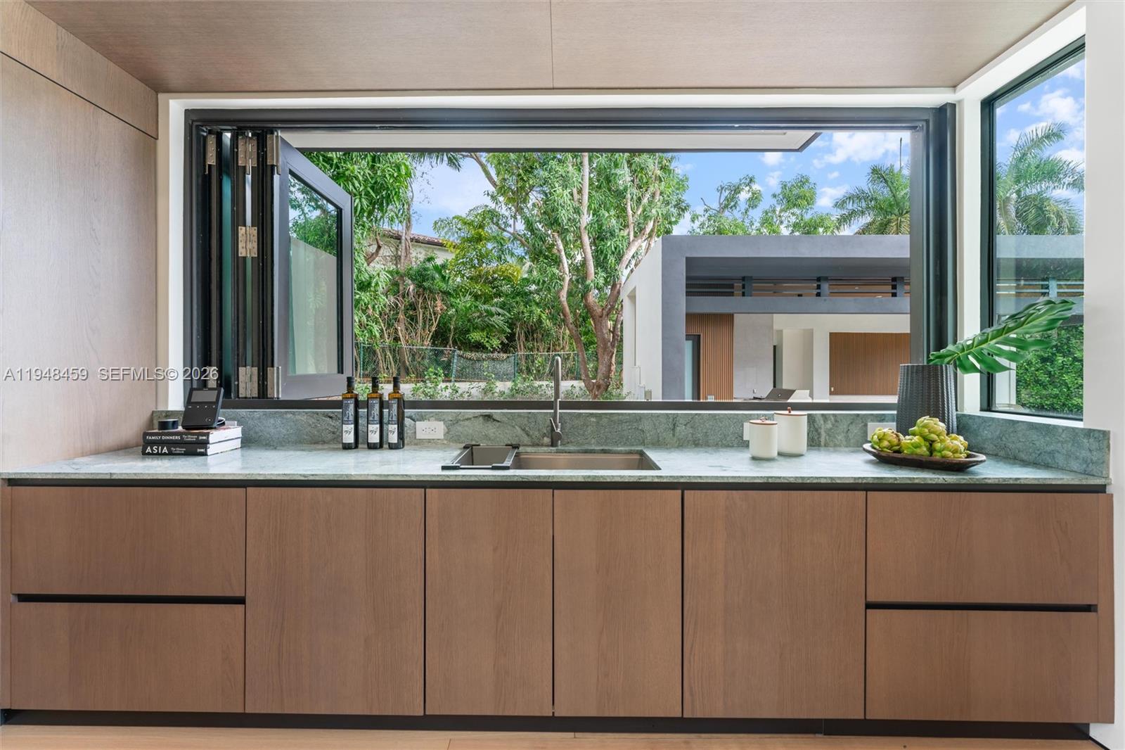 ROCKDALE HILL SUB - Residential