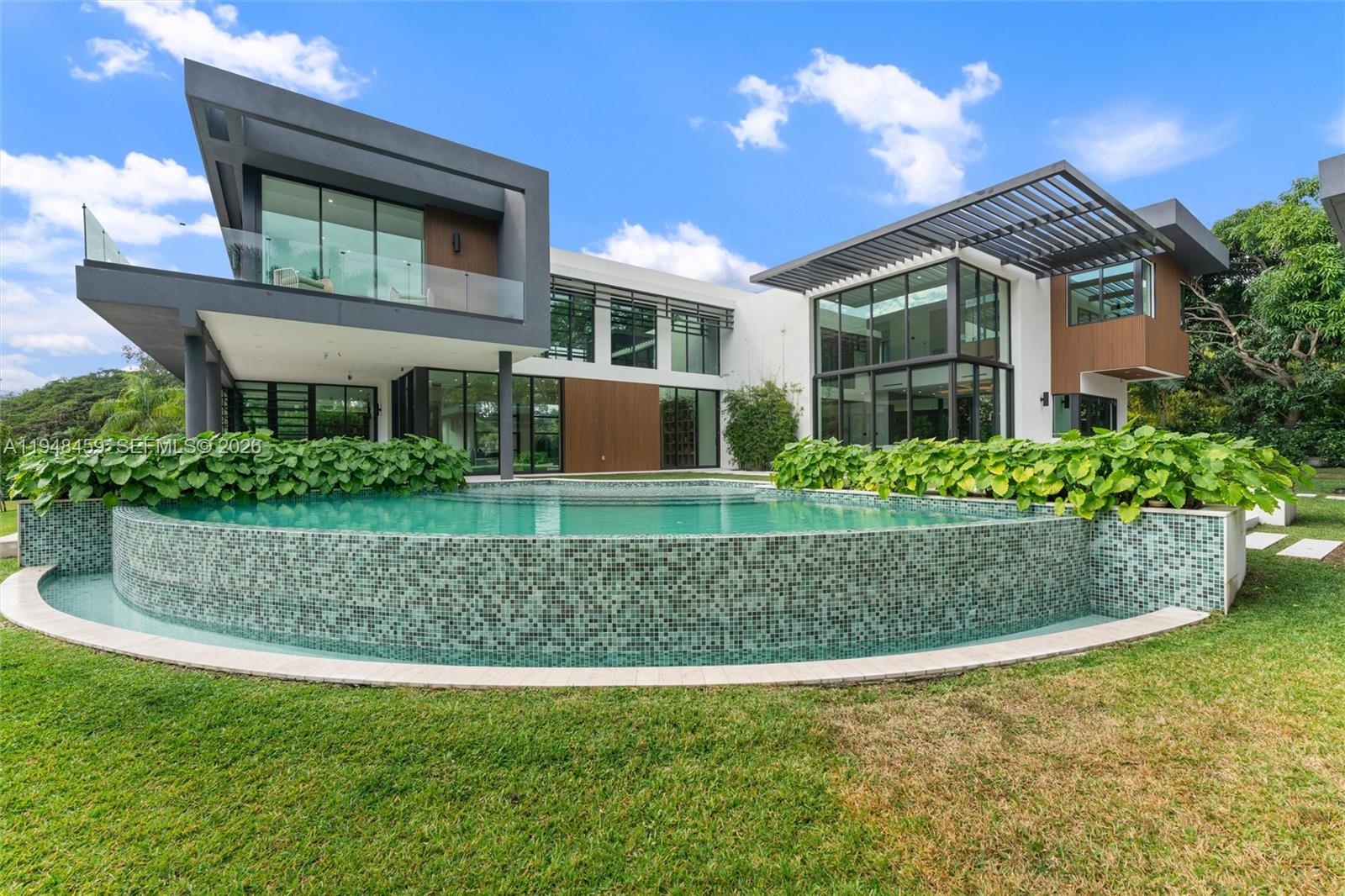 ROCKDALE HILL SUB - Residential