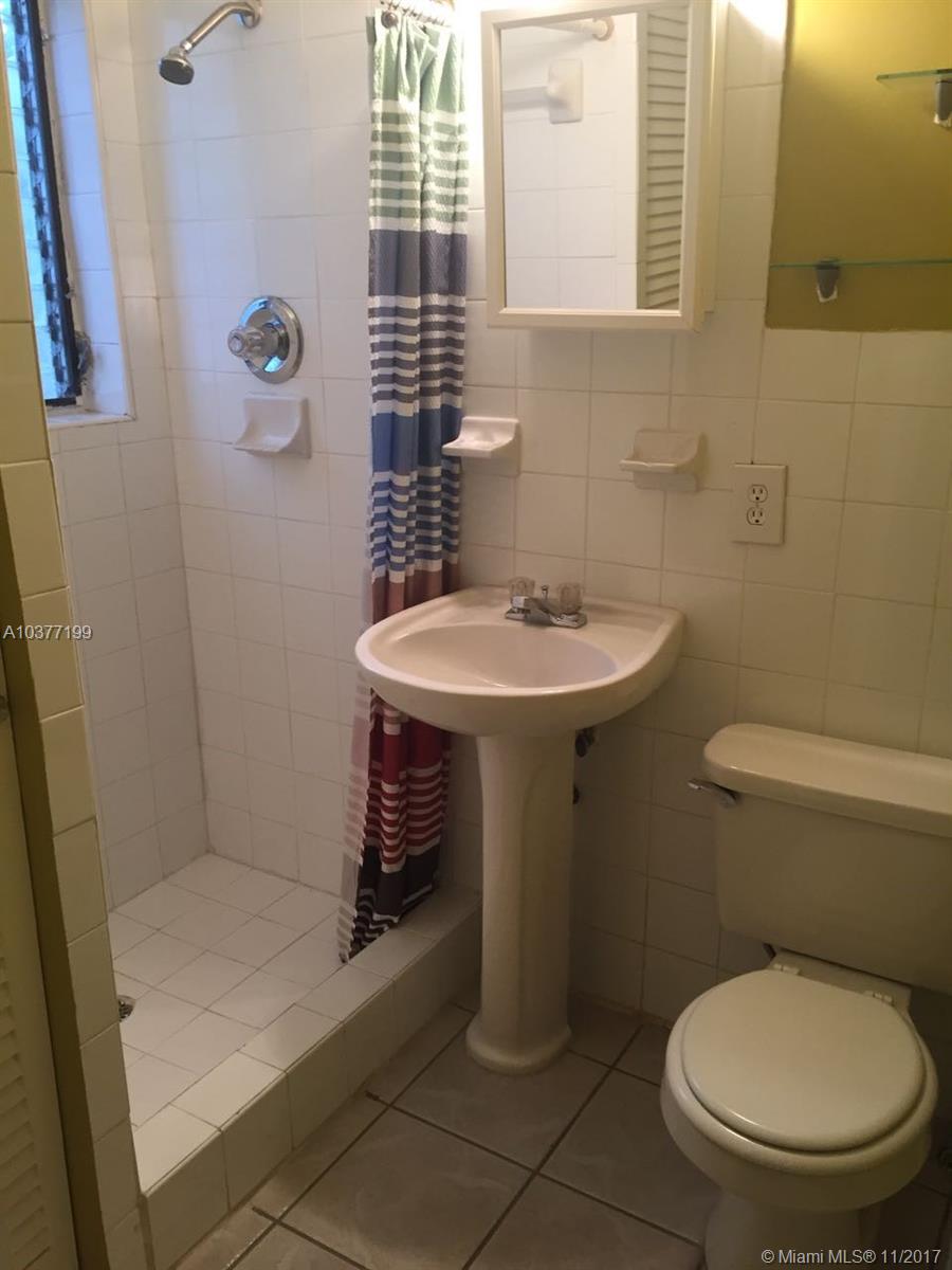 HIDEAWAY CONDO - Residential Lease