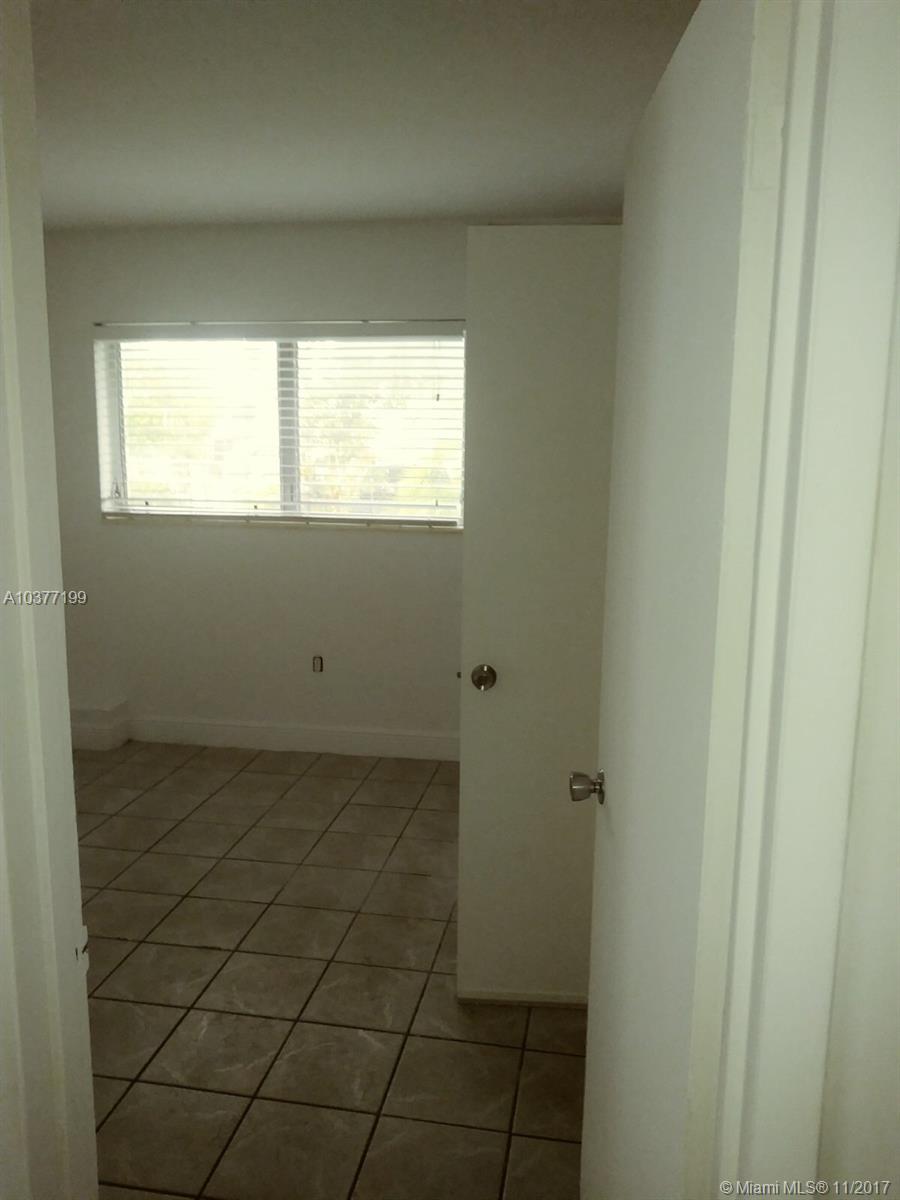 HIDEAWAY CONDO - Residential Lease