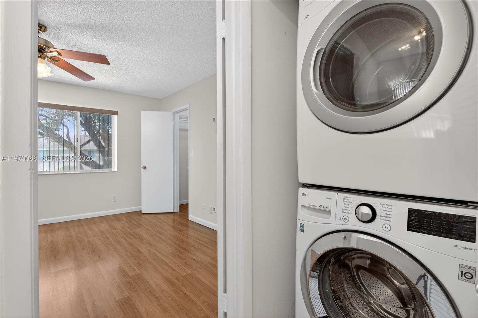 HAMPTONS OF NORTH LAUDERD - Residential