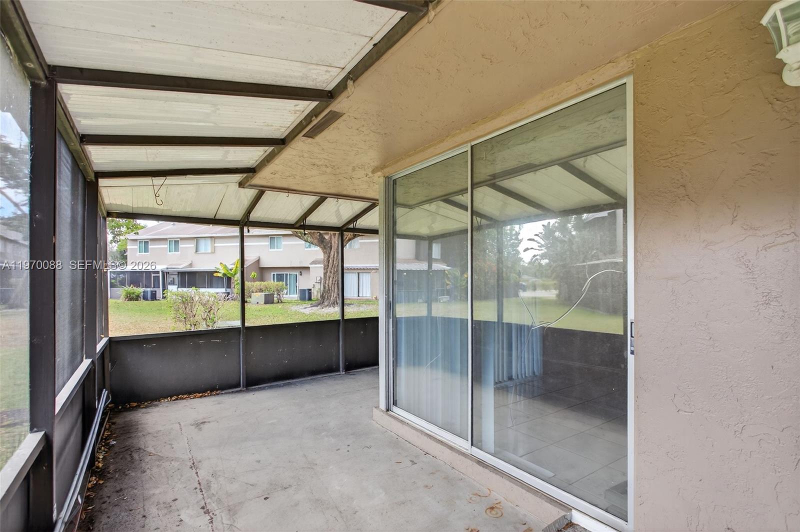 HAMPTONS OF NORTH LAUDERD - Residential