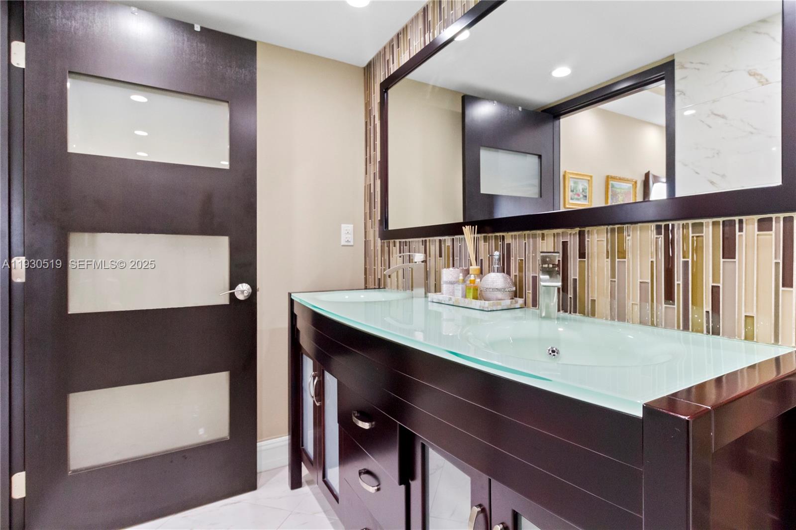 LA MER ESTATES WEST CONDO - Residential