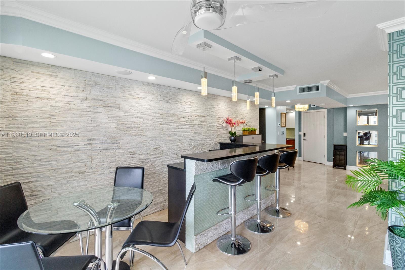 1880 S Ocean Dr TS106