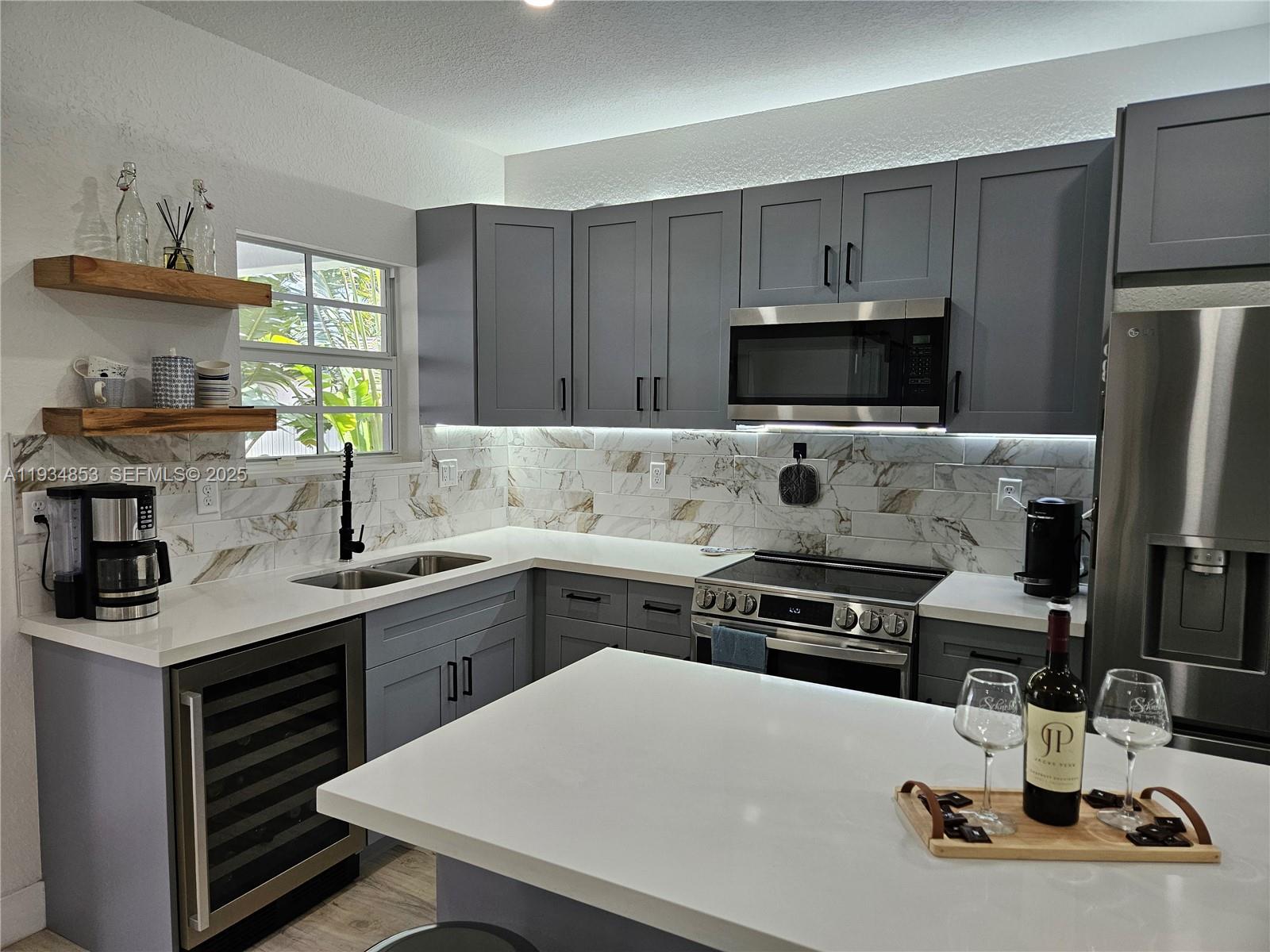 REALTY SEC CORP ADDN TO G - Residential