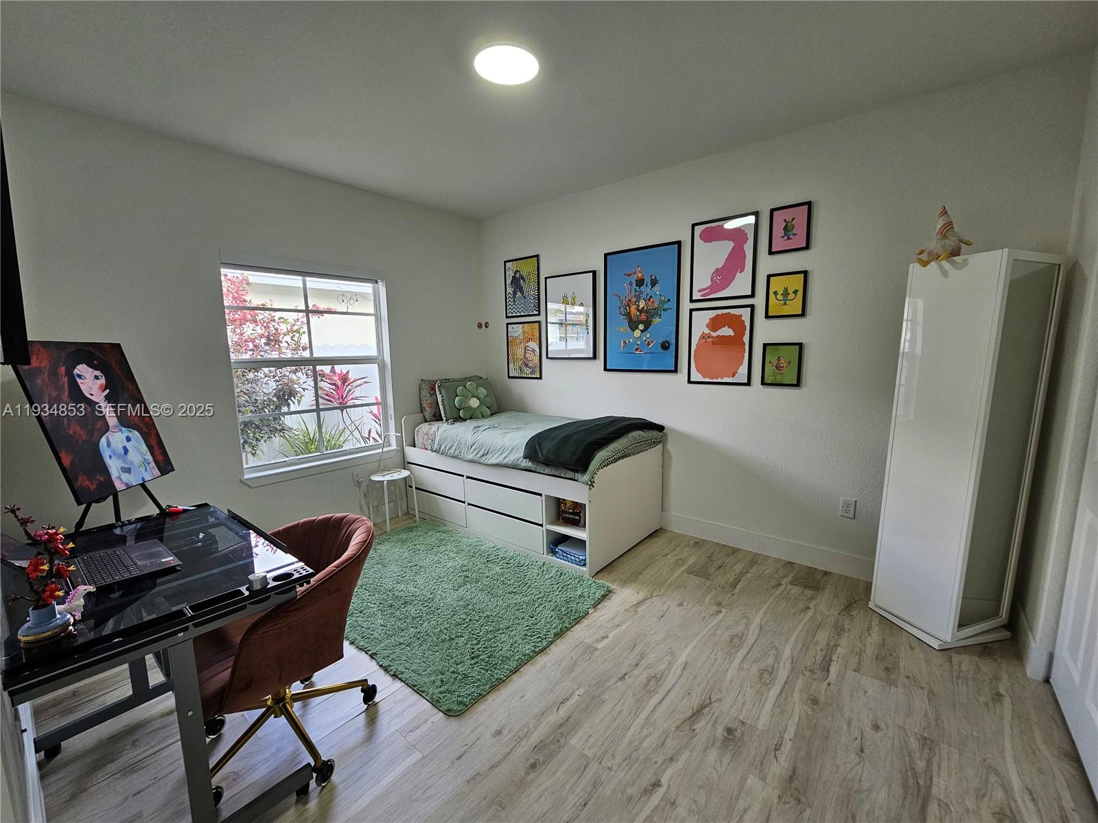 REALTY SEC CORP ADDN TO G - Residential