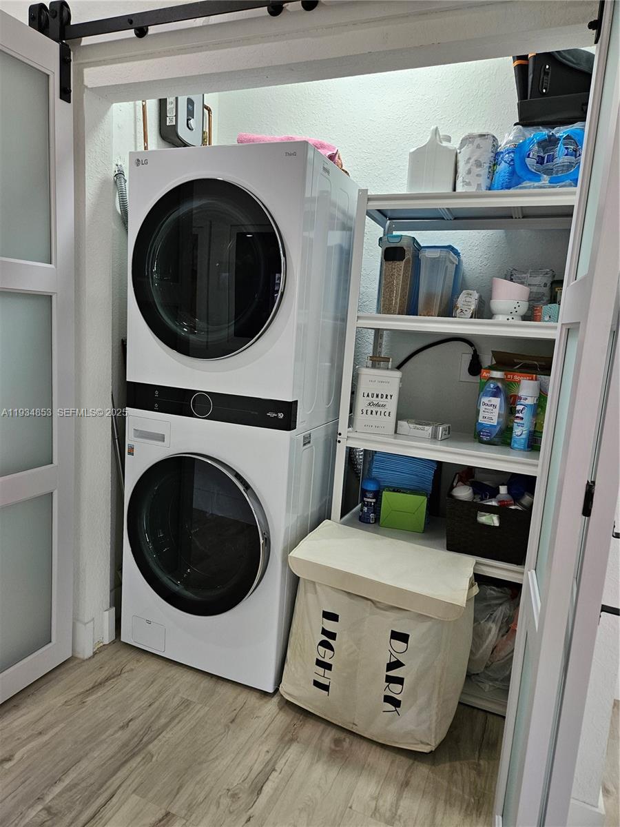 REALTY SEC CORP ADDN TO G - Residential