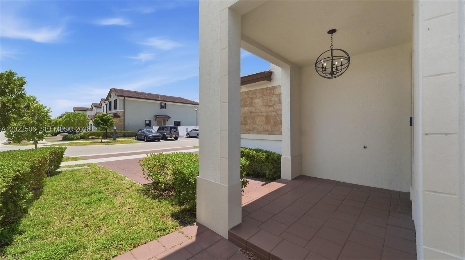 AQUABELLA NORTH - Residential