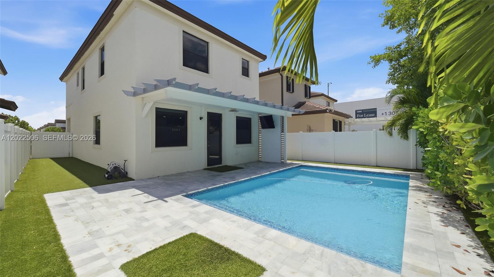 AQUABELLA NORTH - Residential