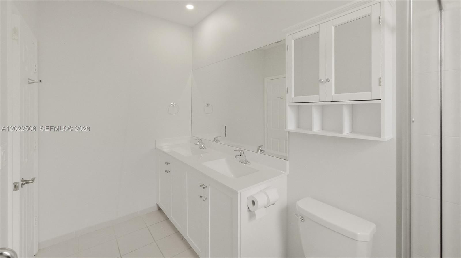 AQUABELLA NORTH - Residential