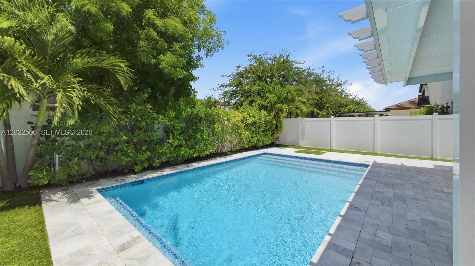 AQUABELLA NORTH - Residential