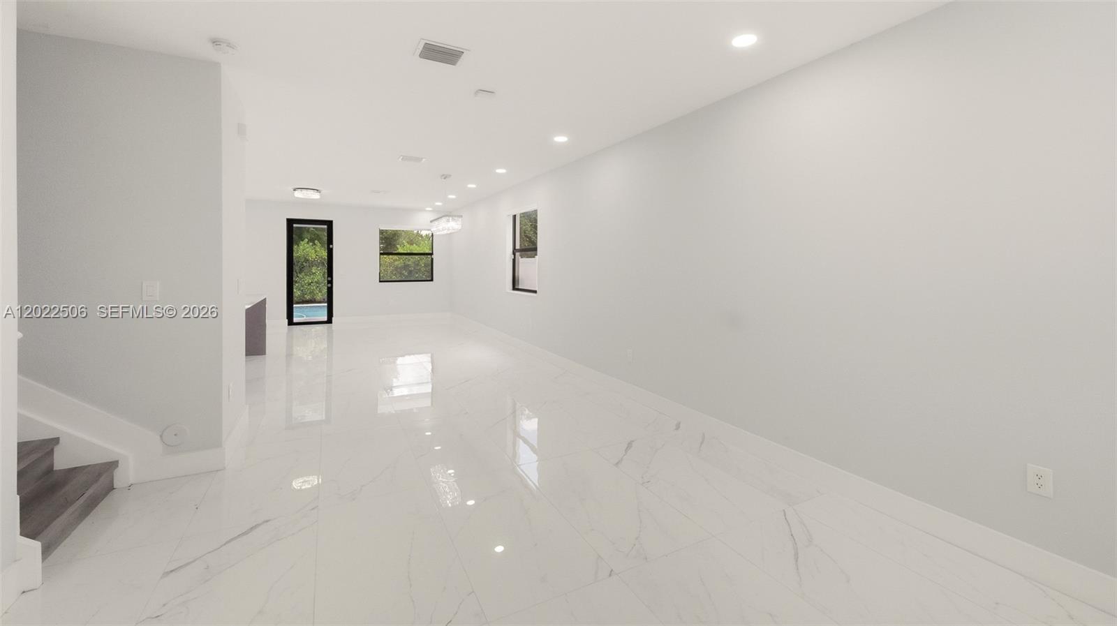AQUABELLA NORTH - Residential