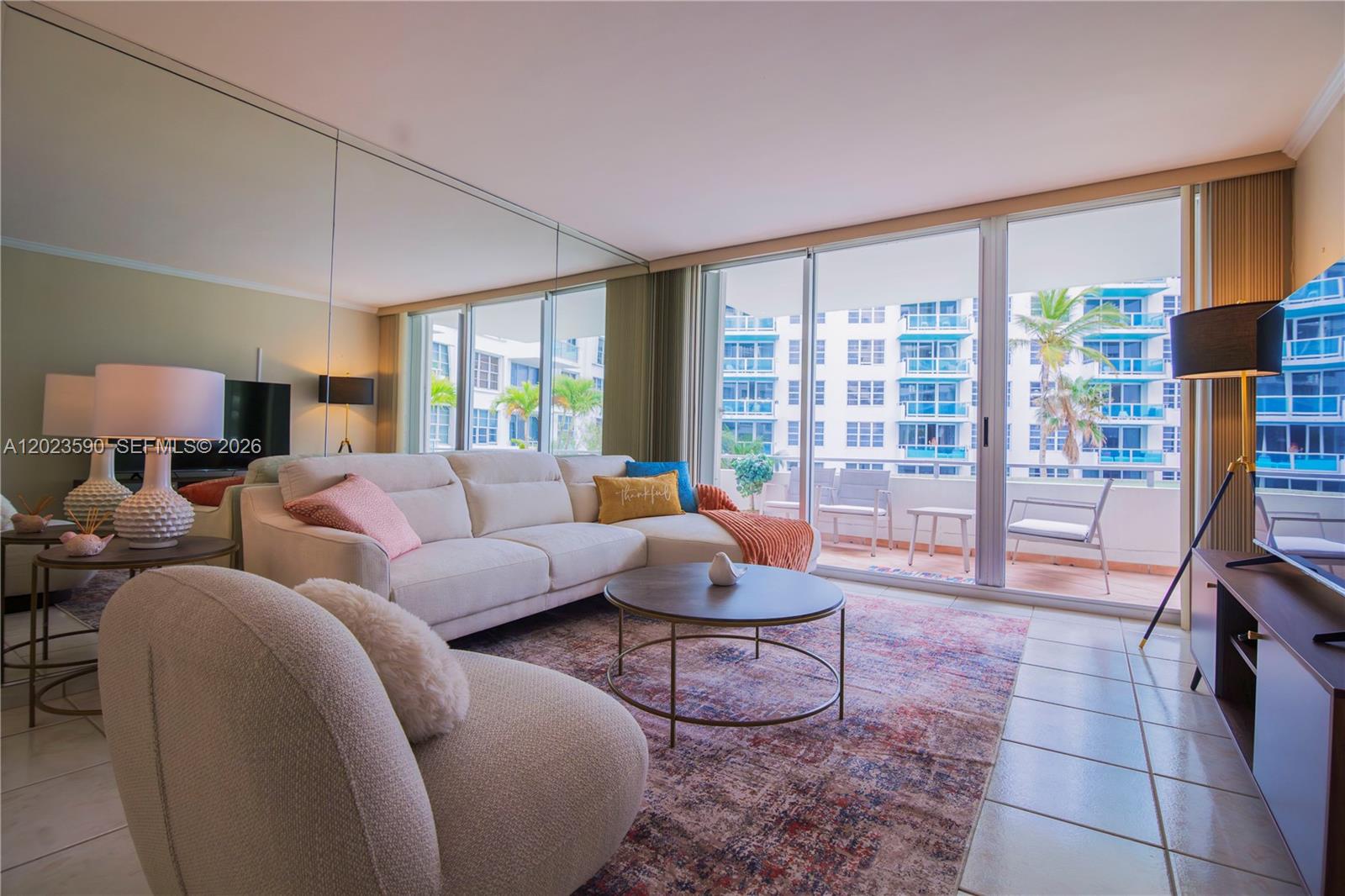 5151 Collins Ave 428