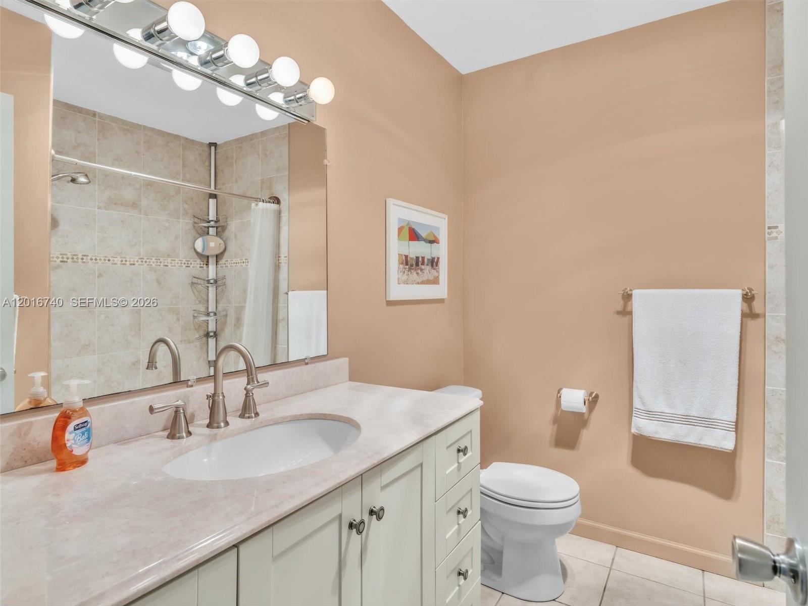 BEVERLY HILLS CONDO NUMBE - Residential