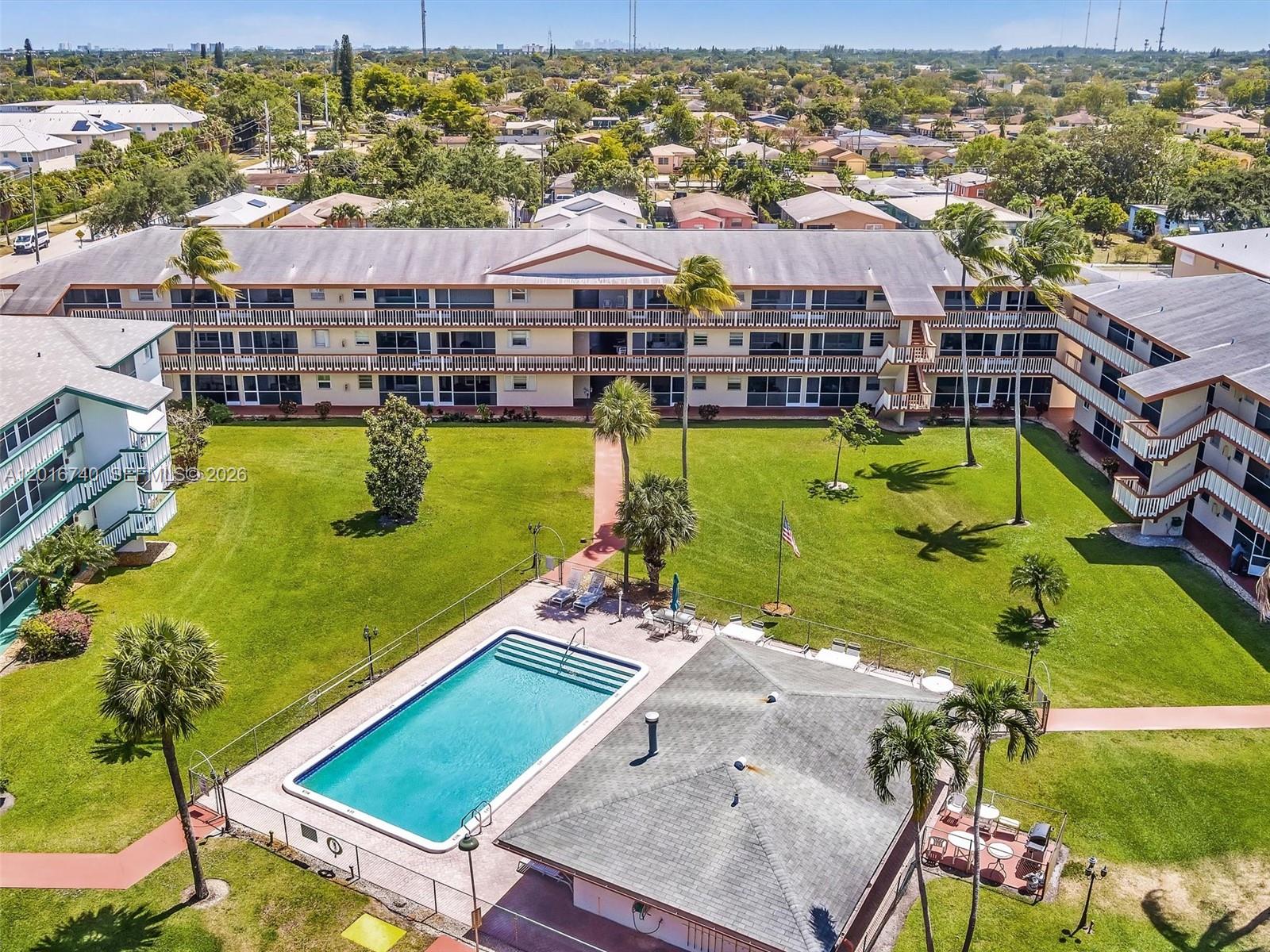 BEVERLY HILLS CONDO NUMBE - Residential