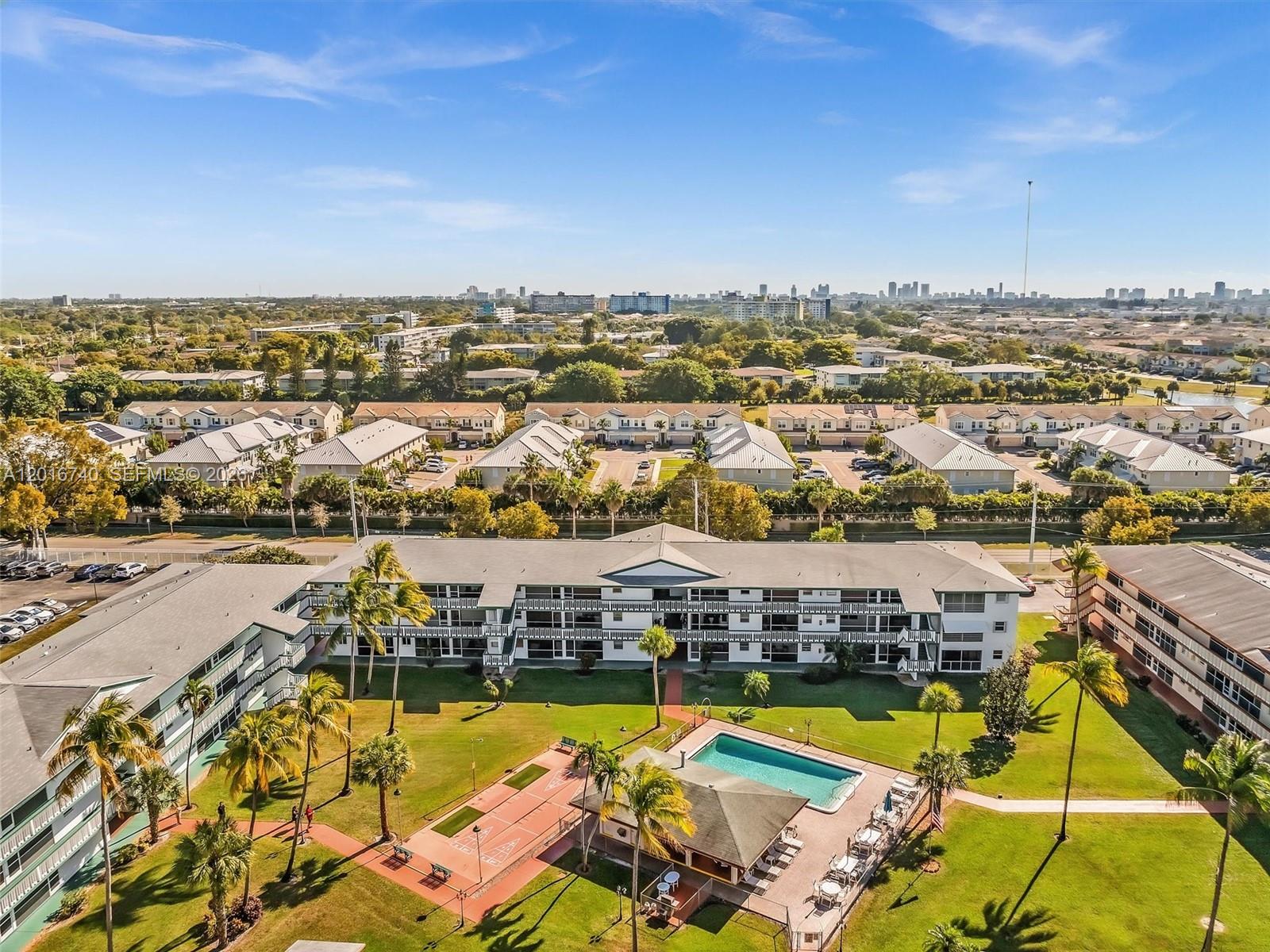 BEVERLY HILLS CONDO NUMBE - Residential