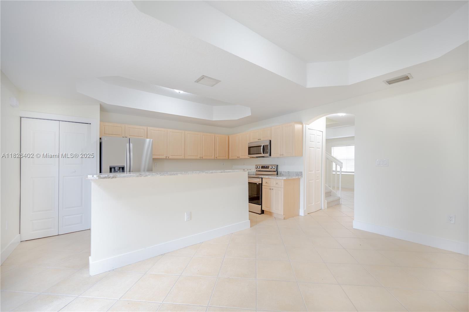 10613 SW 6th St 1004