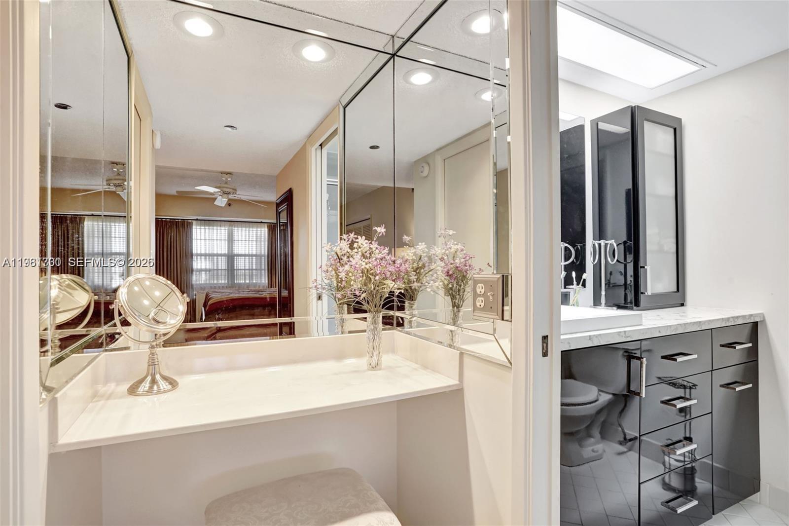 NO 112 PALM-AIRE COUNTRY - Residential