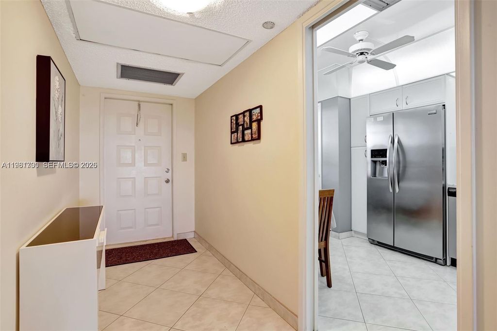 Photo of 3510 Oaks Way #806, Pompano Beach, FL 33069 (MLS # A11981700)