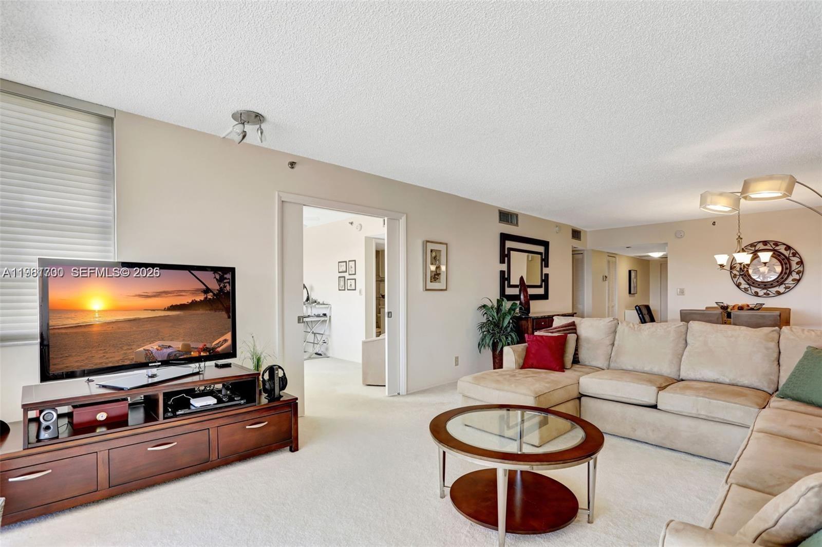 NO 112 PALM-AIRE COUNTRY - Residential