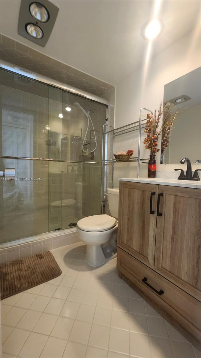 NO 112 PALM-AIRE COUNTRY - Residential