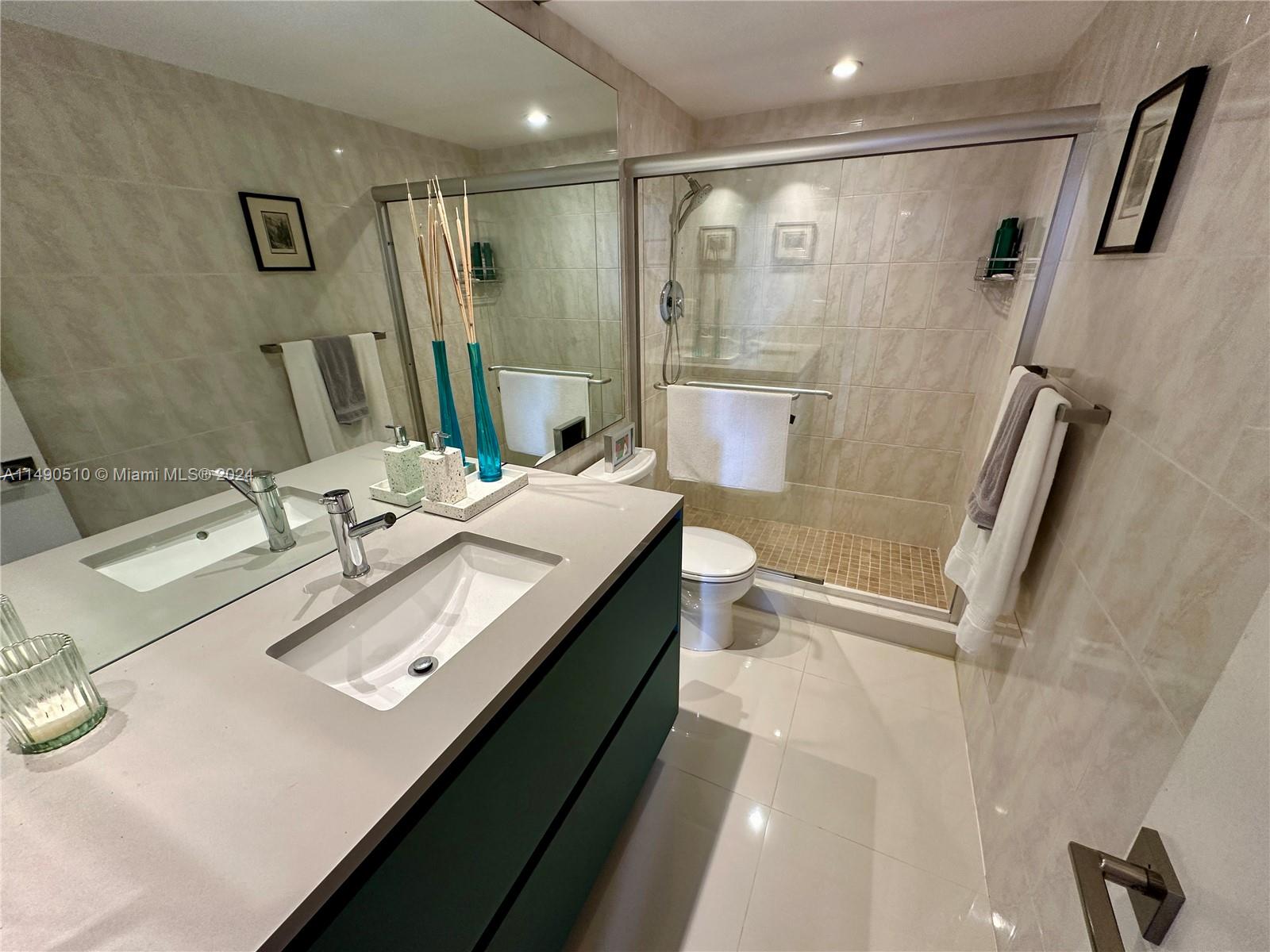 ARLEN HOUSE WEST CONDO - Residential