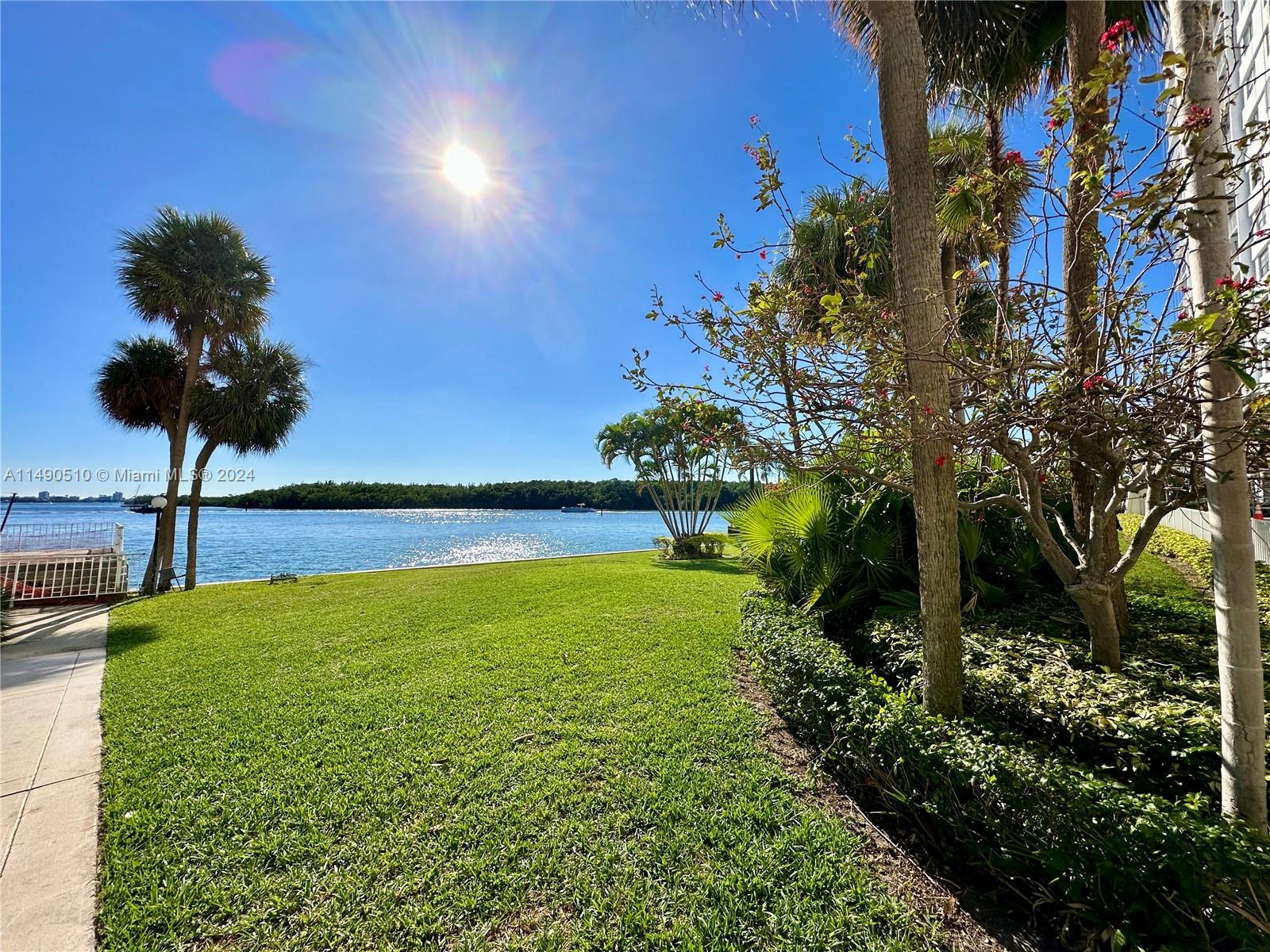ARLEN HOUSE WEST CONDO - Residential
