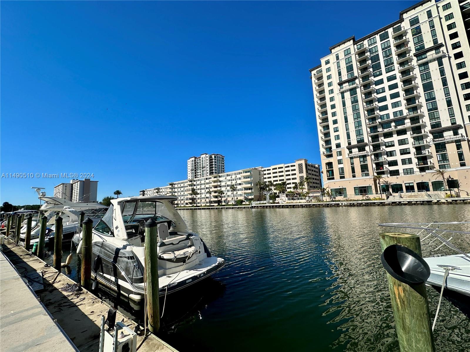ARLEN HOUSE WEST CONDO - Residential