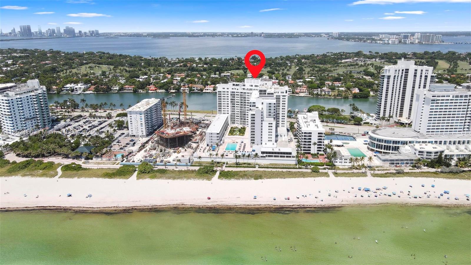 THE CARRIAGE HOUSE CONDO - Residential