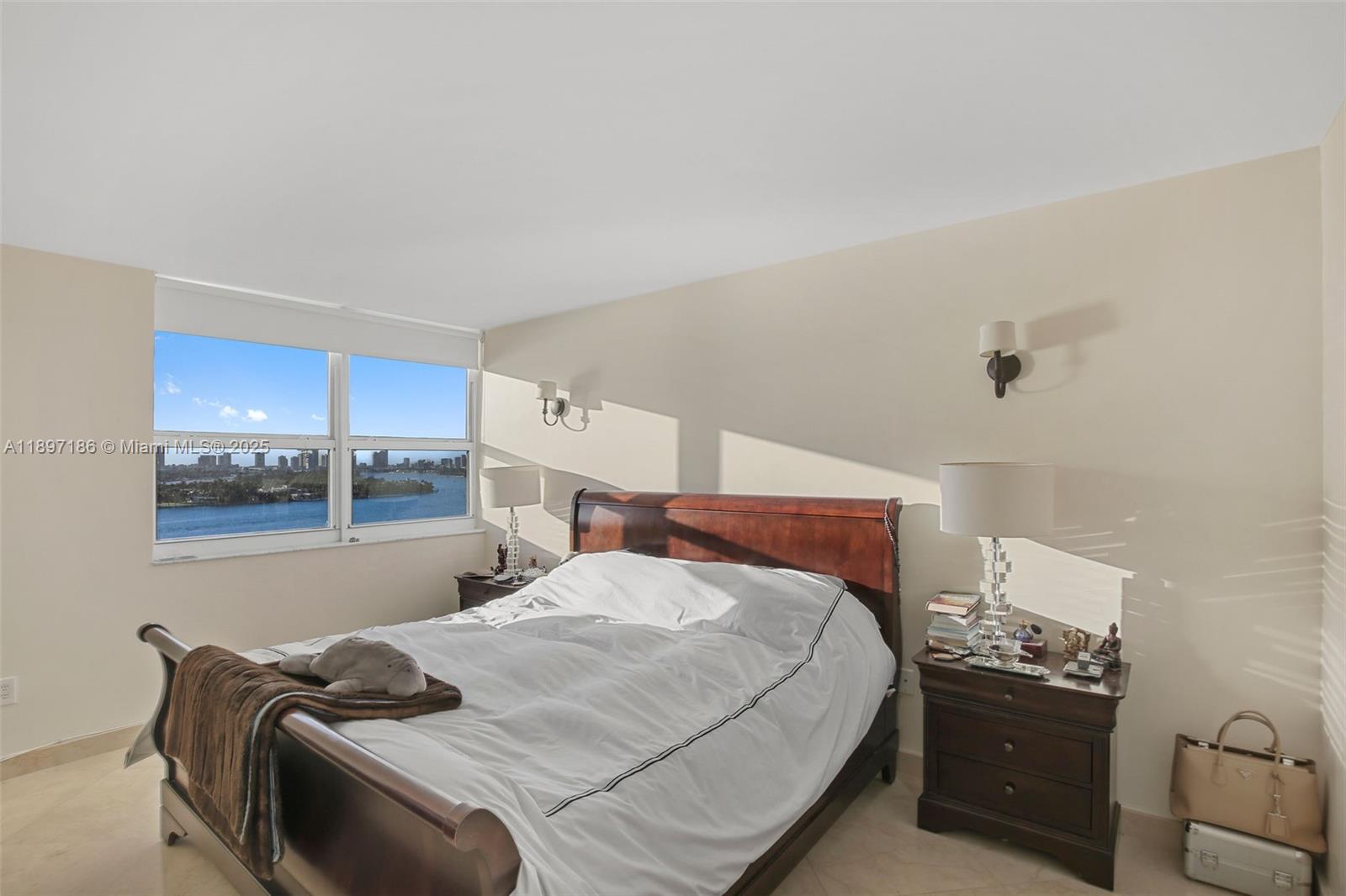 THE FLORIDIAN CONDO - Residential