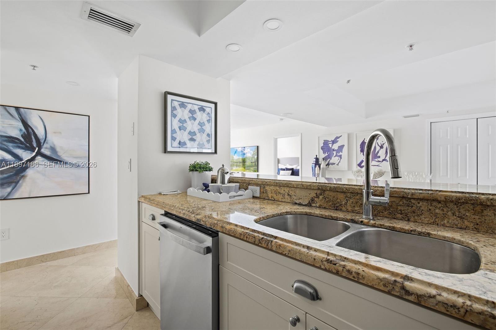 THE FLORIDIAN CONDO - Residential