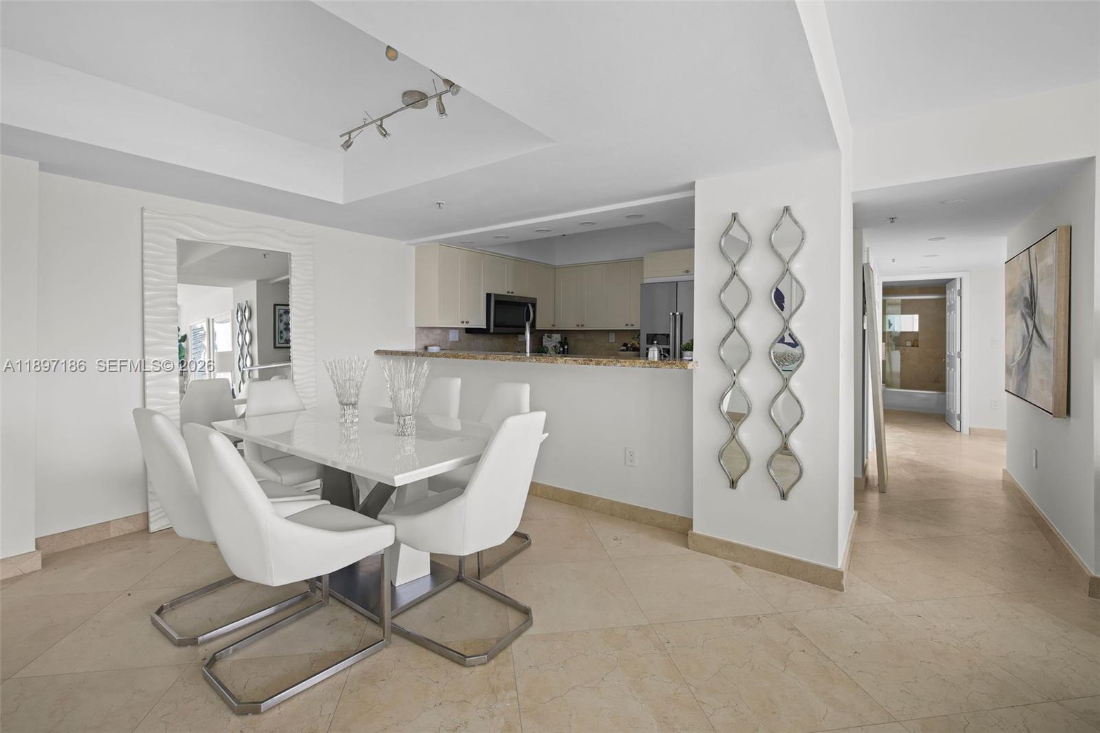 THE FLORIDIAN CONDO - Residential