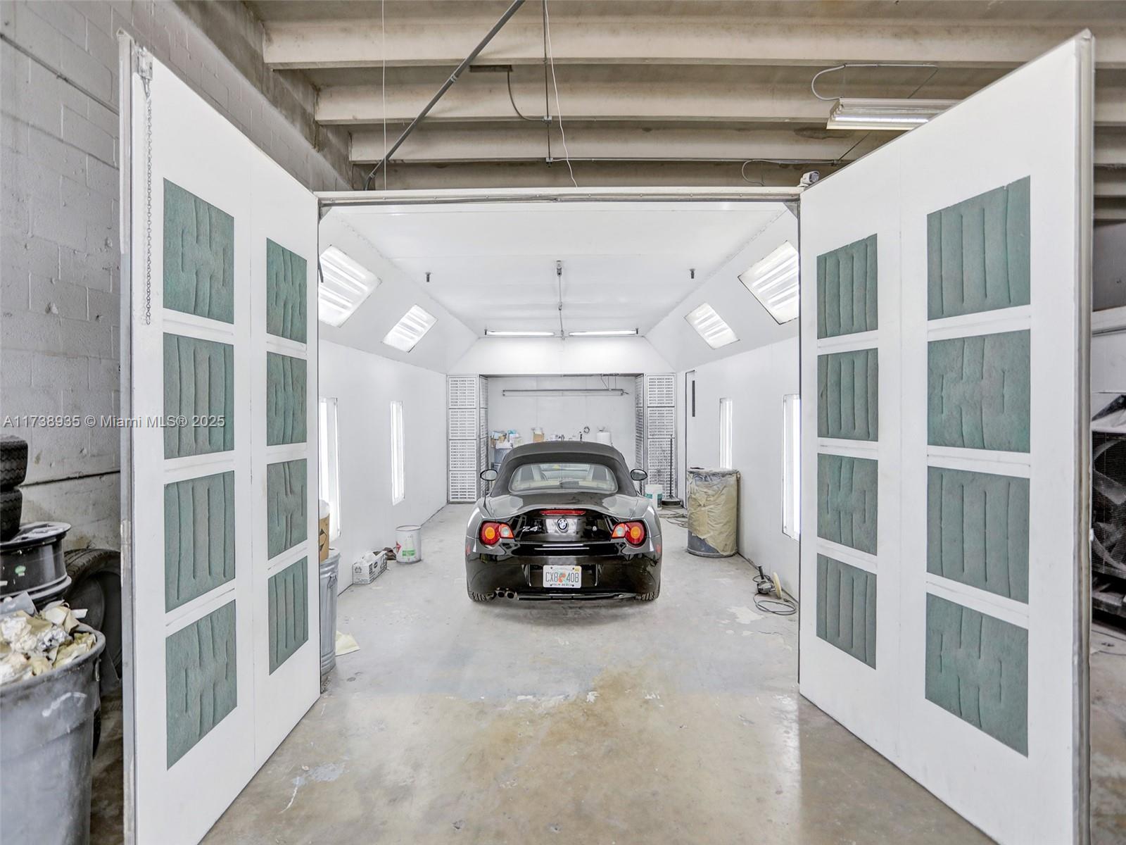 REAL ESTATE AND BUSINESS FOR SALE, ALL INVENTORY INCLUDED