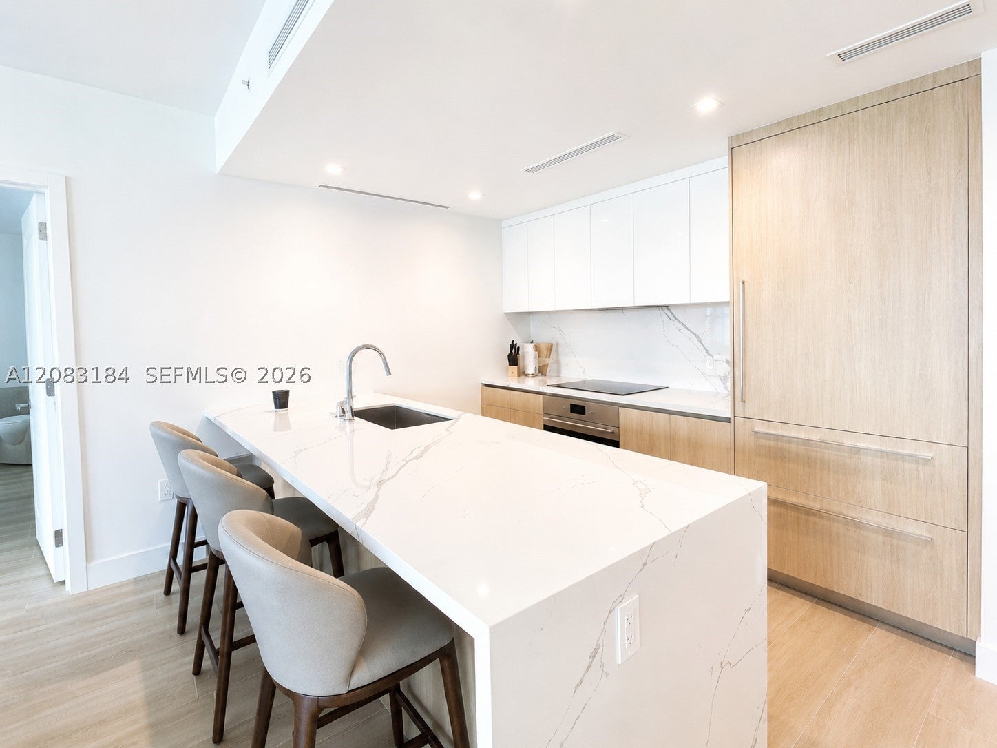 2411 Laguna Cir 709