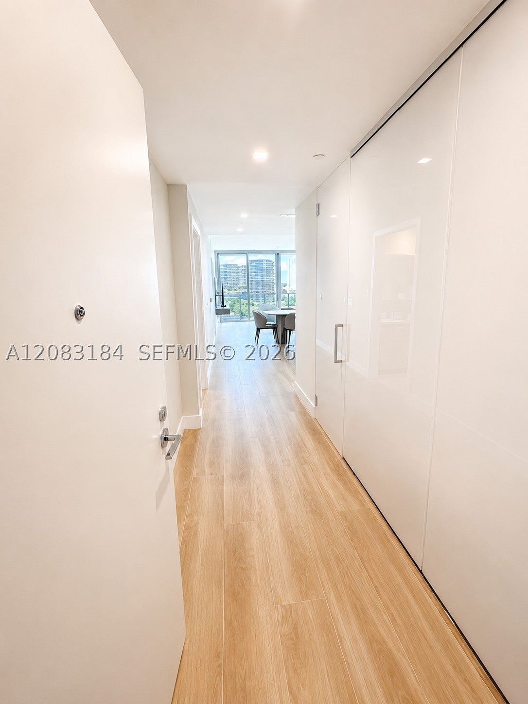 2411 Laguna Cir 709