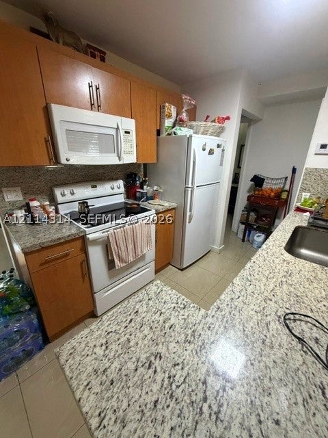 2312 Van Buren St 11