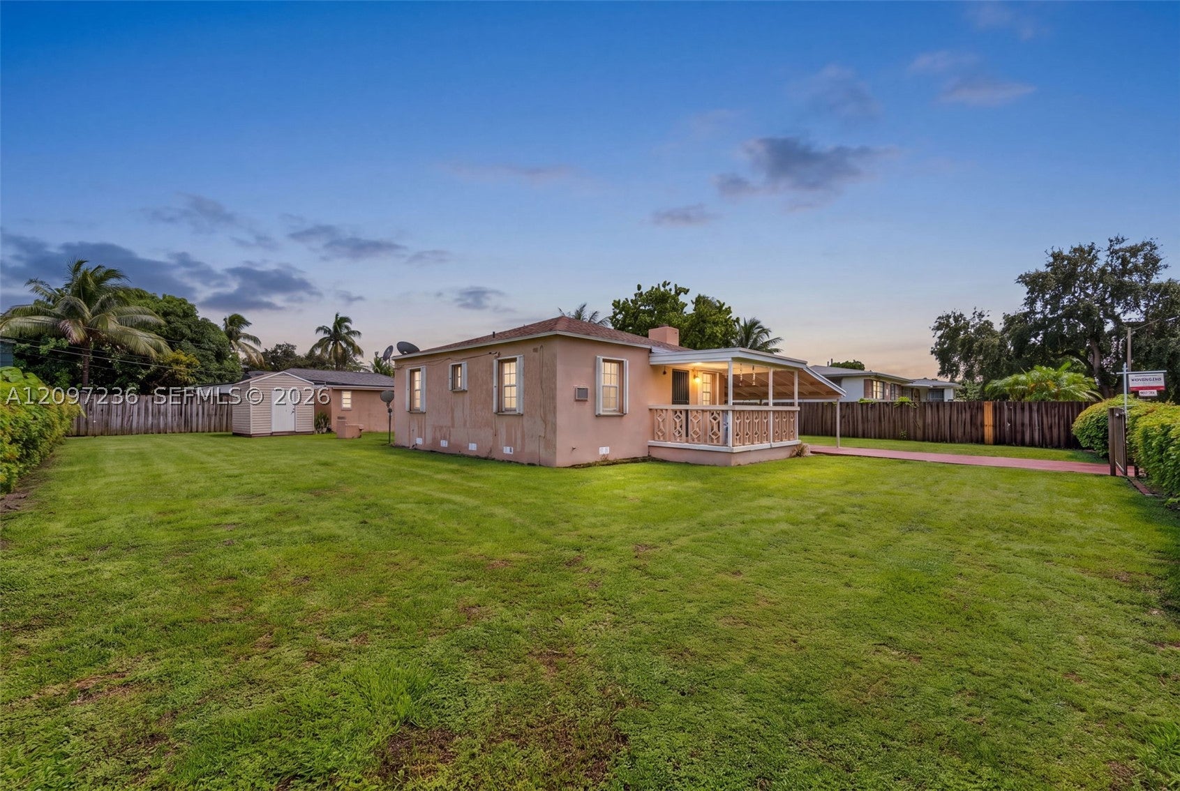 1300 NW 100th St