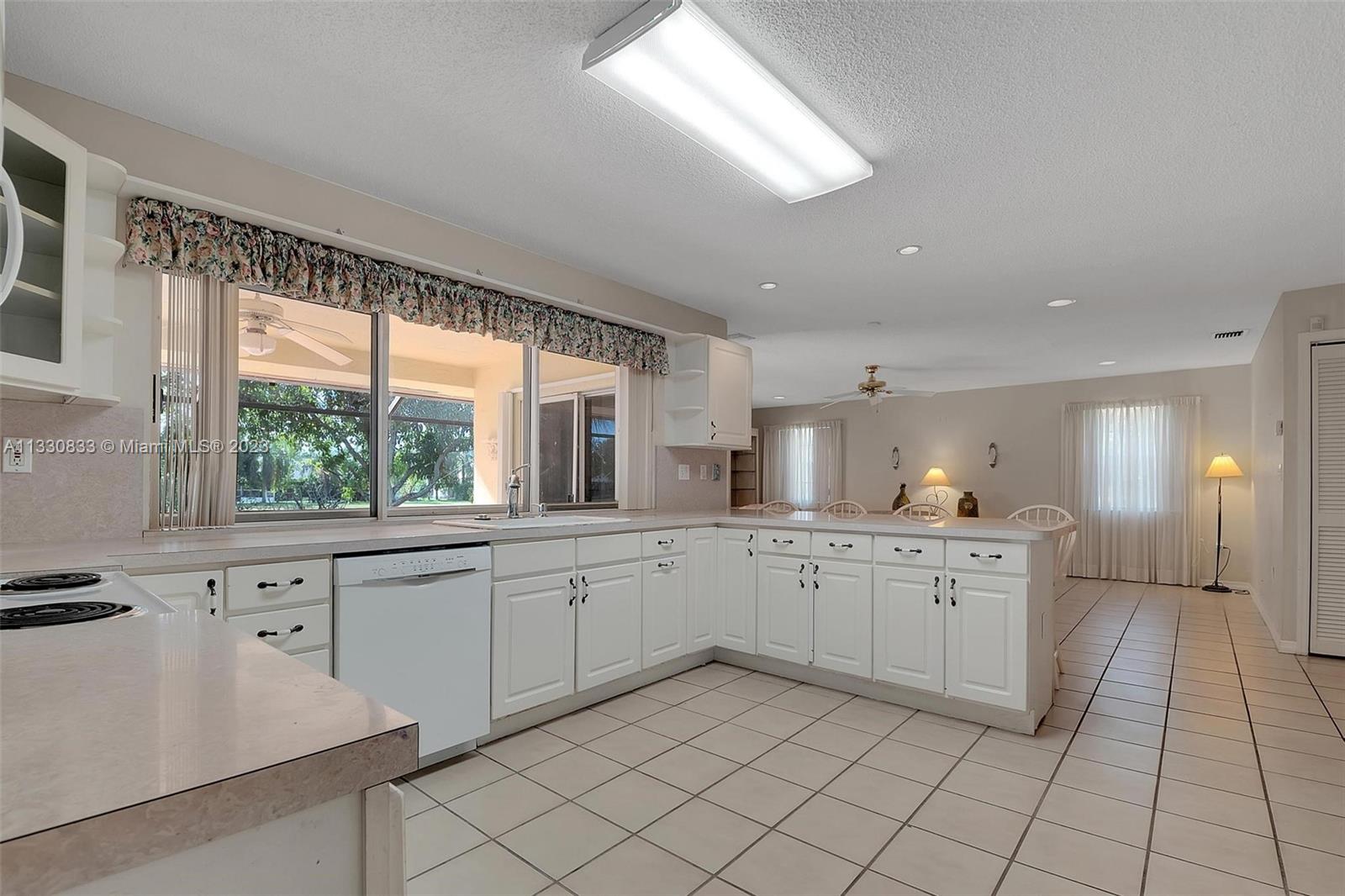 Photo 11 of 44 of 14890 SW 152nd Ct house