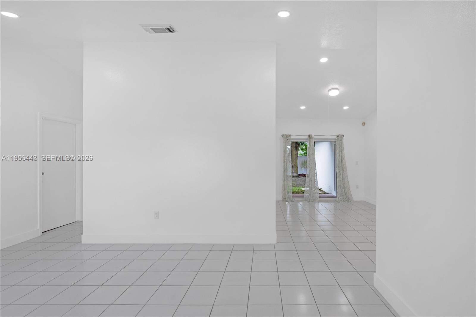 MAJESTIC ESTATES 1ST ADDN - Residential